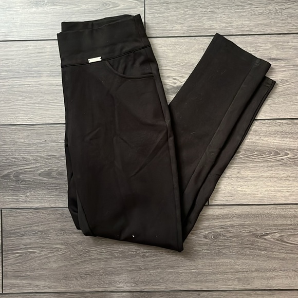 Dress pants, stretchy material, fitted, size 4. - Picture 3 of 3